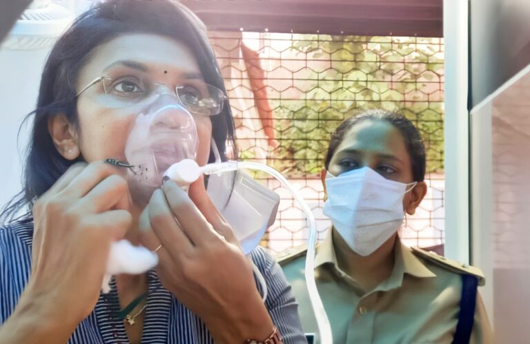 കോവിഡ് ബാധിതർക്കായി കോട്ടയത്ത് ഓക്സിജൻ പാർലർ,സംസ്ഥാനത്ത് ആദ്യം