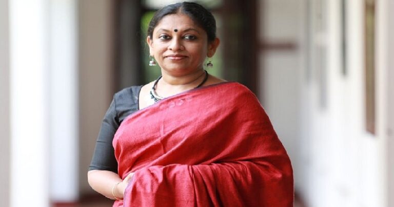 നിലമ്പൂർ ഉപതിരഞ്ഞെടുപ്പിനുശേഷം കൂടുതൽ ആക്രമിക്കപ്പെടുന്നു :കെ.ആർ. മീര