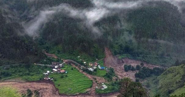ഉത്തരാഖണ്ഡില്‍ മേഘ വിസ്ഫോടനം; നിരവധി കെട്ടിടങ്ങള്‍ തകര്‍ന്നു, ജലനിരപ്പ് ഉയരുന്നു