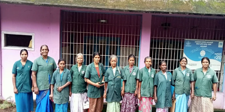 ജീവനുള്ളിടത്തോളം കുടുംബശ്രീ ഒഴിവാക്കില്ല; മണ്‍സൂണ്‍ ബംബര്‍ ജേതാക്കള്‍ പറയുന്നു
