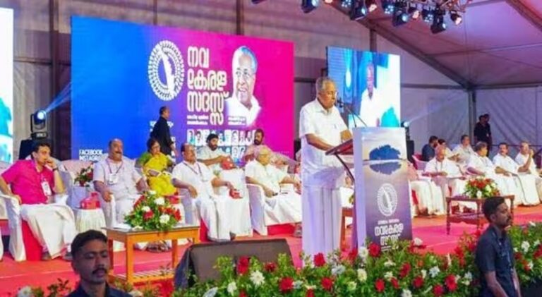 തൃക്കാക്കരയിലെ വേദി ബോംബ് വെച്ച് തകർക്കും’; നവകേരള സദസ്സിനു നേരെ ബോംബ് ഭീഷണി