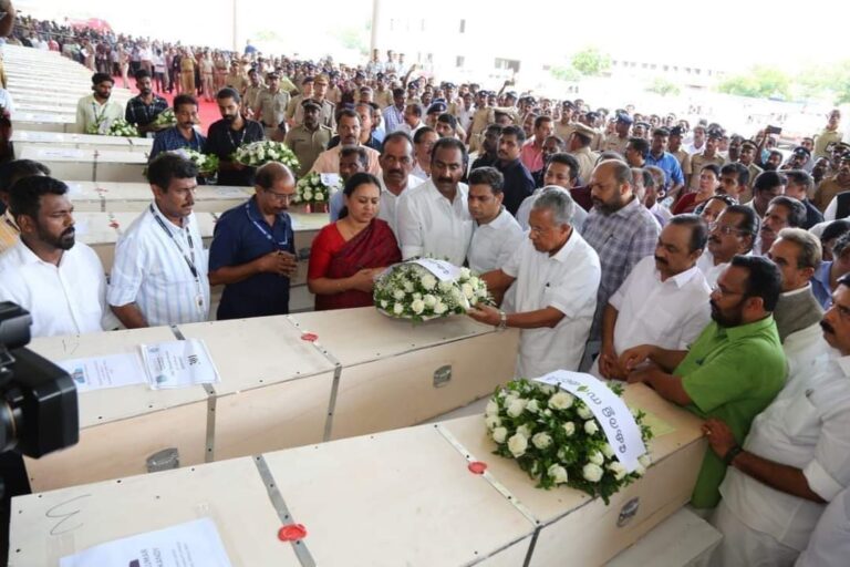 ഇപ്പോൾ വിവാദത്തിന്‍റെ സമയമല്ല, മരിച്ചവരുടെ കുടുംബങ്ങൾക്ക് നഷ്ടപരിഹാരം ഉറപ്പാക്കാൻ കേന്ദ്രം ഇടപെടണം; പിണറായി