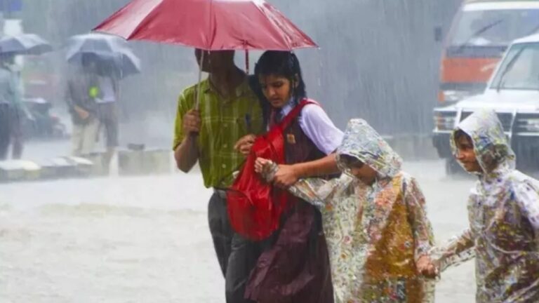 സംസ്ഥാനത്ത് ഇന്ന് അതിതീവ്ര മഴ; രണ്ട് ജില്ലകളിൽ റെഡ് അലര്‍ട്ട്, 6 ജില്ലകളിൽ വിദ്യാഭ്യാസ സ്ഥാപനങ്ങൾക്ക് അവധി