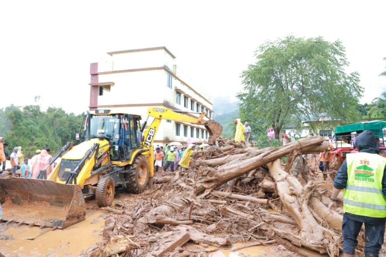 ആശങ്ക വർധിക്കുന്നു; മരണ സംഖ്യ വർദ്ധിയ്ക്കുന്നു, കുടുങ്ങിക്കിടക്കുന്നത് 250 ഓളം പേർ