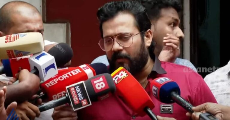 'എന്റെ ചോര തന്നെ എനിക്ക് എതിരായതാണ് വലിയ വേദന': ജാമ്യം കിട്ടിയതിന് പിന്നാലെ ബാല