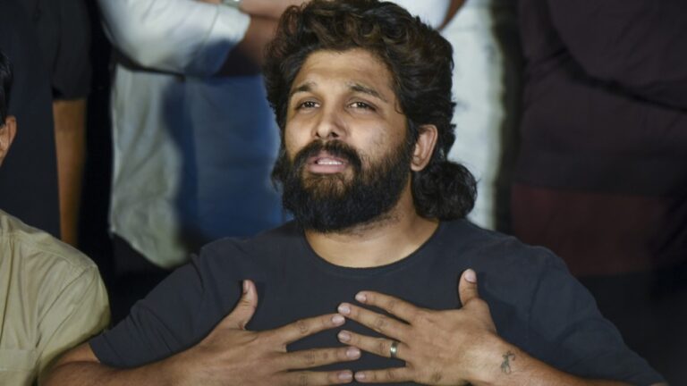 യുവതി മരിച്ച വിവരം അല്ലു അര്‍ജുന്‍ തീയറ്ററില്‍ വച്ച് അറിഞ്ഞു; താരം സിനിമ കാണല്‍ തുടര്‍ന്നു; താരത്തെ വെട്ടിലാക്കുന്ന തെളിവുകളുമായി പൊലീസ്