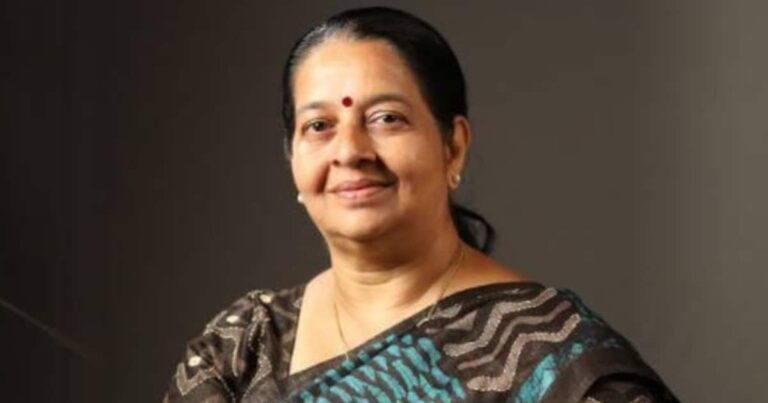 ഉമ തോമസിനെ വെൻ്റിലേറ്ററിലേക്ക് മാറ്റി; തലച്ചോറിനും നട്ടെല്ലിനും ശ്വാസകോശത്തിനും പരുക്കെന്ന് ഡോക്ടർമാർ, നില അതീവ ഗുരുതരം