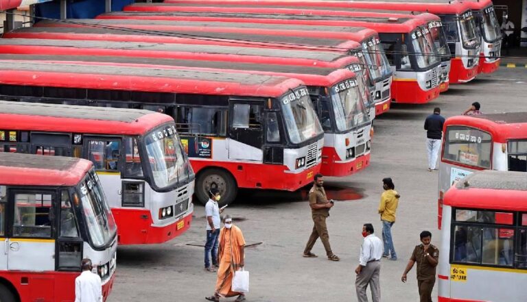 നിന്ന് യാത്ര ചെയ്ത് മടുത്തെന്ന് പരാതി; പുരുഷൻമാർക്കും ബസിൽ സീറ്റ് സംവരണവുമായി കർണാടക ആര്‍.ടി.സി