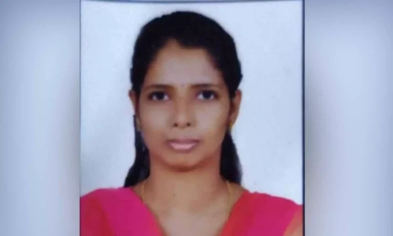 കോഴിക്കോട് എയ്ഡഡ് സ്കൂൾ അധ്യാപിക തൂങ്ങി മരിച്ച നിലയിൽ; ശമ്പളം ലഭിക്കാത്തതിലെ വിഷമംകൊണ്ടെന്ന് കുടുംബം