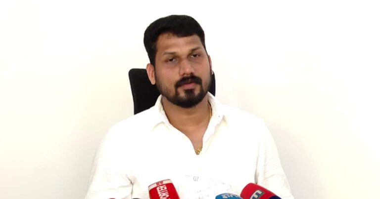 താരങ്ങൾ പ്രതിഫലം കുറയ്ക്കണമെന്ന് ലിസ്റ്റിൻ സ്റ്റീഫൻ; കളക്ഷൻ റിപ്പോർട്ട് പുറത്തുവിട്ടത് കൂട്ടായ തീരുമാനം; സമരവുമായി മുന്നോട്ട്