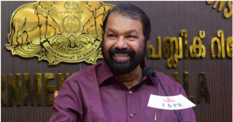 സ്‌കൂള്‍ കുട്ടികള്‍ക്ക് നാല് കിലോ വീതം അരി; അരി ലഭിക്കുക പ്രീ-പ്രൈമറി മുതല്‍ എട്ടാം ക്ലാസ് വരെയുള്ള കുട്ടികള്‍ക്ക്; സര്‍ക്കാരിന്റെ ഓണം സമ്മാനം എന്ന് മന്ത്രി ശിവന്‍കുട്ടി