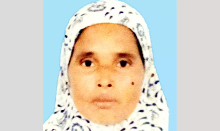 നായയെ പേടിച്ച് ഓടിയ കുട്ടി കുളത്തില്‍ വീണു; ചെറുമകളെ രക്ഷിക്കാന്‍ ശ്രമിക്കുന്നതിനിടെ മുത്തശ്ശി മുങ്ങി മരിച്ചു