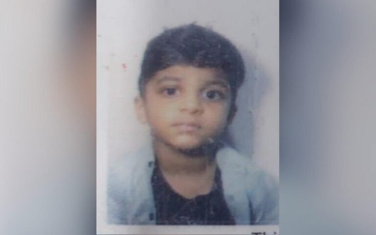 കോഴിക്കോട് ഏഴ് വയസുകാരൻ ഫ്ലാറ്റിൽ നിന്ന് വീണു മരിച്ചു