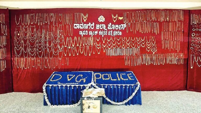 15 ലക്ഷംരൂപ വായ്പ നൽകിയില്ല, ബാങ്കിൽ കയറി 17 കിലോ സ്വർണം മോഷ്ടിച്ചു; ബേക്കറിയുടമ പിടിയിൽ