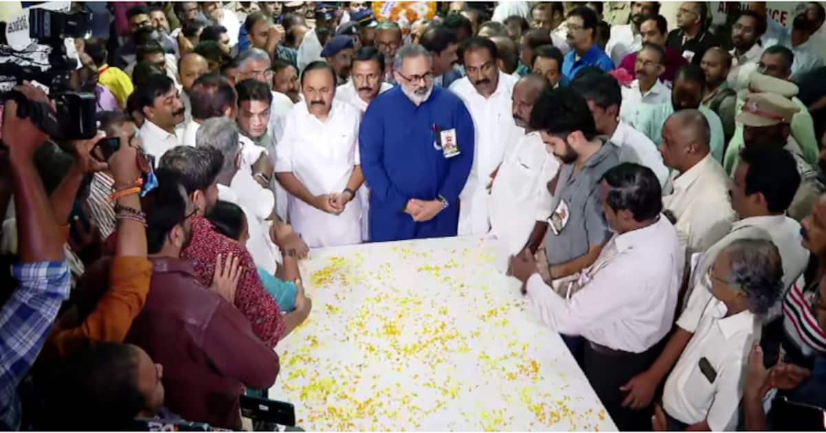 പഹൽഗാം ഭീകരാക്രമണം; രാമചന്ദ്രന്റെ മൃതദേഹം കൊച്ചിയിലെത്തിച്ചു, 250 പേർ കസ്റ്റഡിയിൽ, 1500 പേരെ ചോദ്യം ചെയ്തു