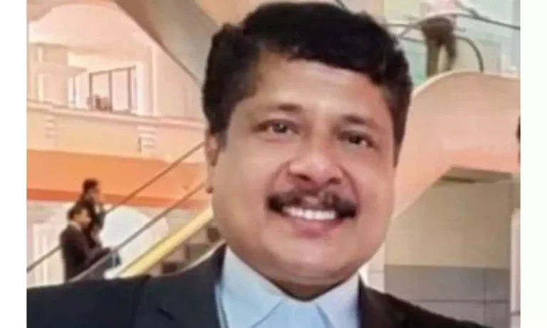 അഡ്വ. പി ജി മനുവിന്റെ മരണത്തില്‍ മൂവാറ്റുപുഴ സ്വദേശി അറസ്റ്റില്‍; ഭാര്യയ്ക്കും സഹോദരിക്കും മുന്നില്‍ വെച്ച് ജോണ്‍സണ്‍ മനുവിനെ ദേഹോപദ്രവം ഏല്‍പ്പിച്ചു; മാപ്പു പറയുന്ന വീഡിയോ ഉപയോഗിച്ച് നിരന്തരം ഭീണിപ്പെടുത്തി