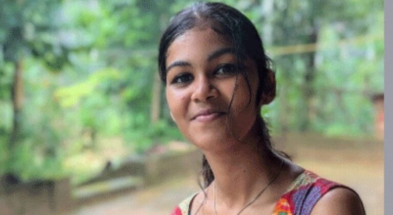 ശ്രീകൃഷ്ണപുരത്തെ 9-ാം ക്ലാസ് വിദ്യാര്‍ഥിനിയുടെ മരണം: ആത്മഹത്യ കുറിപ്പില്‍ അധ്യാപകരുടെ പേര്; സെന്റ് ഡൊമിനിക് സ്‌കൂളിനെതിരെ പ്രതിഷേധം
