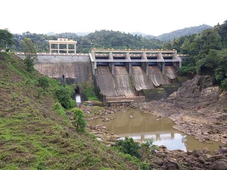 കല്ലാര്‍കുട്ടി, പാംബ്‌ള ഡാമുകളിലെ ഷട്ടറുകള്‍ ഉയര്‍ത്തും: ജാഗ്രത പുലര്‍ത്തണം