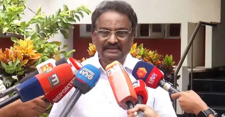'ഗണേഷ് കുമാര്‍ പറഞ്ഞത് ഇടതുപക്ഷ സമീപനമല്ല; കെഎസ്ആര്‍ടിസിയില്‍ ഡയസ്‌നോണ്‍ പ്രഖ്യാപിക്കണോ വേണ്ടയോ എന്നത് സര്‍ക്കാര്‍ തീരുമാനിക്കും; സമരം നടത്തുന്ന ദിവസം ശമ്പളം വേണമെന്ന് ഞങ്ങളാരും പറഞ്ഞിട്ടില്ല'; ഗതാഗത മന്ത്രിക്കെതിരെ ആഞ്ഞടിച്ച് എ.കെ ബാലന്‍