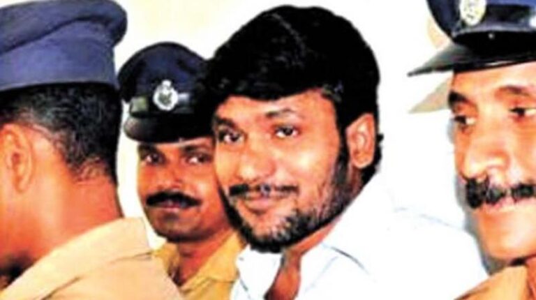 “സാറെ പാൽപ്പായസം കണ്ടിട്ട് ആരെങ്കിലും ഇട്ടിട്ട് പോകുമോ?ബലാത്സംഗത്തിനുശേഷം ഗോവിന്ദച്ചാമിയുടെ വാക്കുകള്‍;​ ഇടയ്ക്കിടെ സ്ത്രീകളെയോ പുരുഷന്മാരെയോ ഉപയോഗിക്കണം; ലൈംഗികബന്ധത്തിനായി എന്തും ചെയ്യും; ഞെട്ടിയ്ക്കുന്ന വെളിപ്പെടുത്തലുമായി പോലീസ് ഉദ്യോഗസ്ഥന്‍