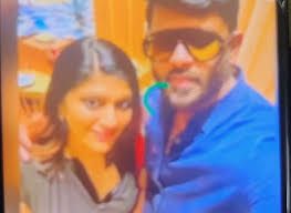 രഹസ്യചാറ്റുകള്‍ പുറത്തുവിടുമെന്ന് ഭീഷണി;ഐടി വ്യവസായിയില്‍ നിന്ന് 20 കോടി തട്ടി;ഹണി ട്രാപ്പ് കേസില്‍ തൃശൂര്‍ സ്വദേശിനിയും ഭര്‍ത്താവും അറസ്റ്റില്‍