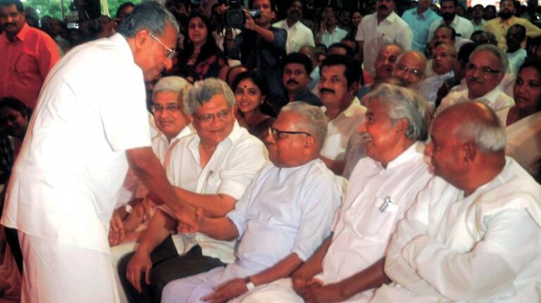 ഉജ്വല സമരപാരമ്പര്യത്തിന്റെയും അസാമാന്യമായ നിശ്ചയദാർഢ്യത്തിന്റെയും വിട്ടുവീഴ്ചയില്ലാത്ത പോരാട്ടനിലപാടുകളുടെയും പ്രതീകമായിരുന്നു സഖാവ് വി എസ് അച്യുതാനന്ദൻ; വൈകാരിക കുറിപ്പുമായി പിണറായി