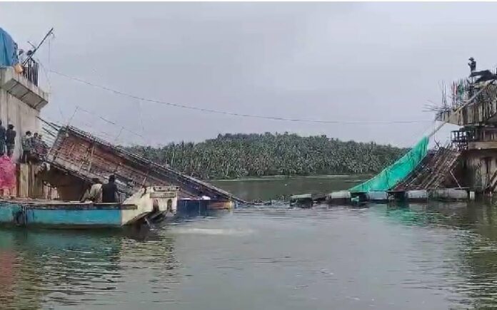 കൊയിലാണ്ടിയിൽ നിർമ്മാണത്തിലിരുന്ന പാലം തകർന്നുവീണു, തൊഴിലാളികള്‍ രക്ഷപ്പെട്ടത് തലനാരിഴയ്ക്ക്