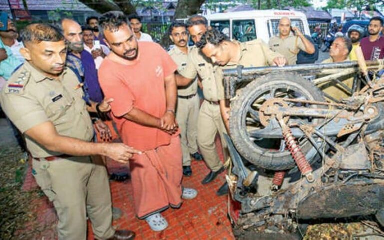 യുവാവിനെ കണ്ടൽചതുപ്പിൽ താഴ്ത്തിയ കേസ്: സരോവരത്തെ കണ്ടൽക്കാട്ടിൽ ഇന്ന് പരിശോധന