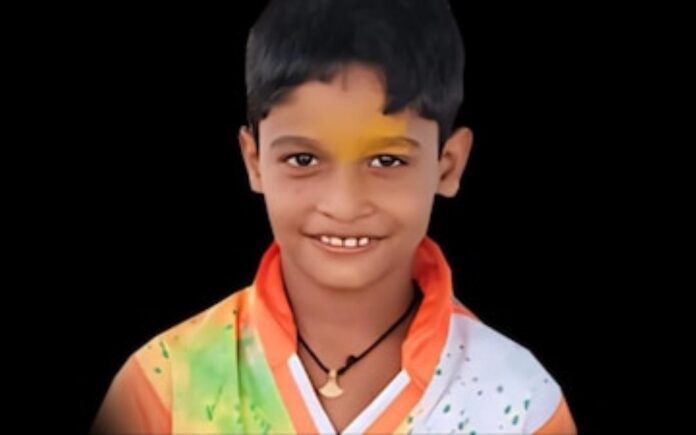 കളിച്ചുകൊണ്ടിരിക്കെ ഹൃദയാഘാതം; അമ്മയുടെ മടിയിൽക്കിടന്ന് 10 വയസ്സുകാരന് അന്ത്യം, സംഭവം മഹാരാഷ്ട്രയിൽ