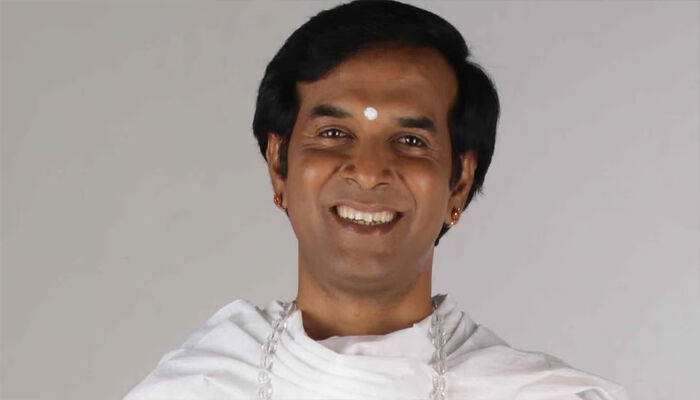 പ്രായപൂർത്തിയാകാത്ത പെൺകുട്ടിയെ പീഡിപ്പിച്ചു; യോഗാ മത്സരത്തിൽ മെഡലും സ്ഥാനവും വാഗ്ദാനം നൽകി ലൈംഗിക ബന്ധത്തിന് നിർബന്ധിച്ചു; 'സൺഷൈൻ ദ യോഗ സോൺ' സ്ഥാപകനെതിരെ ഗുരുതര ആരോപണങ്ങൾ; യോഗാ ഗുരു പിടിയിൽ