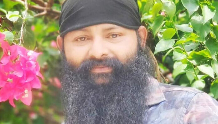 അച്ഛന്‍ മദ്യലഹരിയില്‍; അസ്വസ്ഥത അനുഭവപ്പെട്ടപ്പോള്‍ അവസരം മുതലെടുത്ത് പെണ്‍കുട്ടിയെ കയറി പിടിച്ച് യുവാവ്; 37കാരനെ നാട്ടുകാര്‍ ചേര്‍ന്ന് പിടികൂടി പോലീസിന് കൈമാറി; സംഭവം പറവൂരില്‍