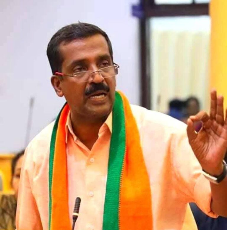 ‘നമ്മുടെ ആള്‍ക്കാരെ സഹായിച്ചു; പല അവധി പറഞ്ഞ് പണം തിരിച്ചടച്ചില്ല; ഞാനോ സംഘത്തിലെ ഭരണസമിതിയോ ക്രമക്കേട് കാട്ടിയിട്ടില്ല’  ബി.ജെ.പി കൗൺസിലർ  അനിലിൻ്റെ ആത്മഹത്യാക്കുറിപ്പ് പുറത്ത്