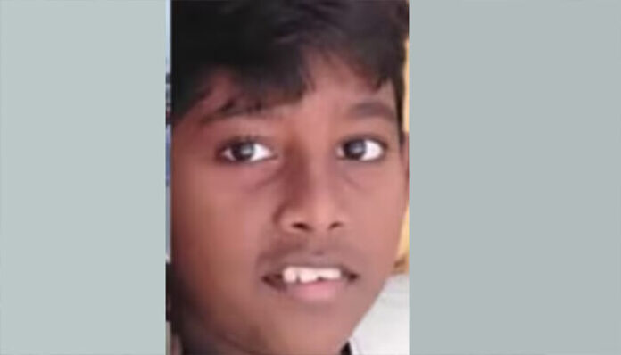 ബൈക്കിൽ സ്വകാര്യ ബസ് ഇടിച്ചു; അച്ഛനും സഹോദരനുമൊപ്പം യാത്ര ചെയ്യുകയായിരുന്ന 12കാരന് ദാരുണാന്ത്യം; സംഭവം ആലപ്പുഴയിൽ