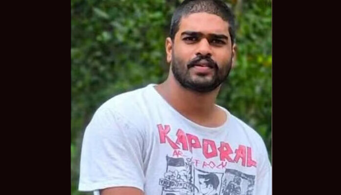കുട്ടിക്കാനത്ത് ബൈക്കും ലോറിയും കൂട്ടിയിടിച്ച് യുവാവ് മരിച്ചു; അപകടം മുറിഞ്ഞപുഴയ്ക്കും വളഞ്ഞങ്ങനത്തിനും ഇടയില്; മരണമടഞ്ഞത് വാഴവര സ്വദേശി അതുല് സണ്ണി കുട്ടിക്കാനത്ത് ബൈക്കും ലോറിയും കൂട്ടിയിടിച്ച് യുവാവ് മരിച്ചു; അപകടം മുറിഞ്ഞപുഴയ്ക്കും വളഞ്ഞങ്ങനത്തിനും ഇടയില്; മരണമടഞ്ഞത് വാഴവര സ്വദേശി അതുല് സണ്ണി