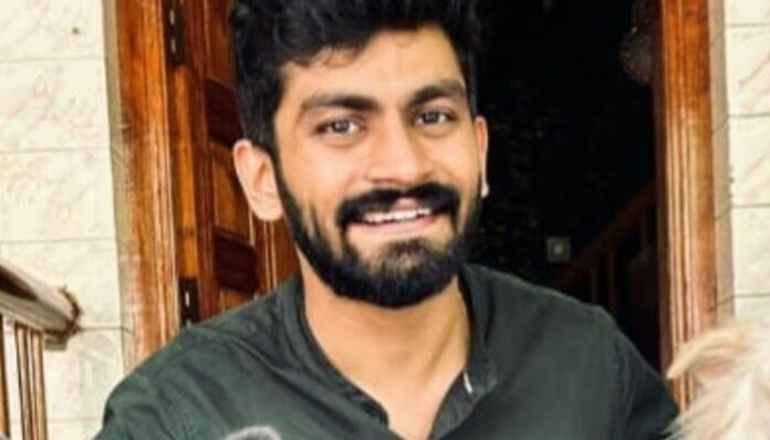 ബൈക്ക് നിയന്ത്രണം വിട്ട് മറിഞ്ഞ് അപകടം; യുവാവിന് ദാരുണാന്ത്യം; അപകടം ഗുഡ്സ് വാഹനം മറികടക്കാൻ ശ്രമിക്കുന്നതിനിടെ
