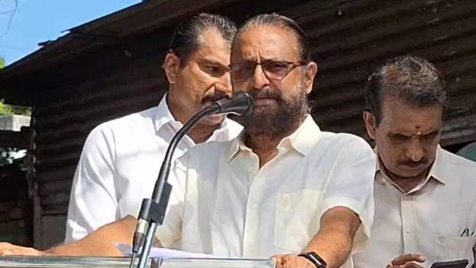 ബിജെപി വേദിയില്‍ ഔസേപ്പച്ചന്‍, നിയമസഭയിലേക്ക് മത്സരിക്കണമെന്ന് ബി ഗോപാലകൃഷ്ണന്‍