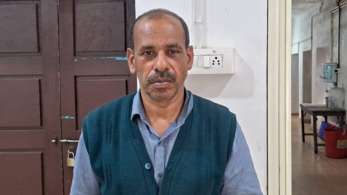 ജോലിചെയ്യുന്ന സ്ഥാപനത്തിൽ മുക്കുപണ്ടം പണയംവെച്ചു, തട്ടിയത് ഒരുകോടിയിലധികം രൂപ; ജീവനക്കാരൻ അറസ്റ്റിൽ