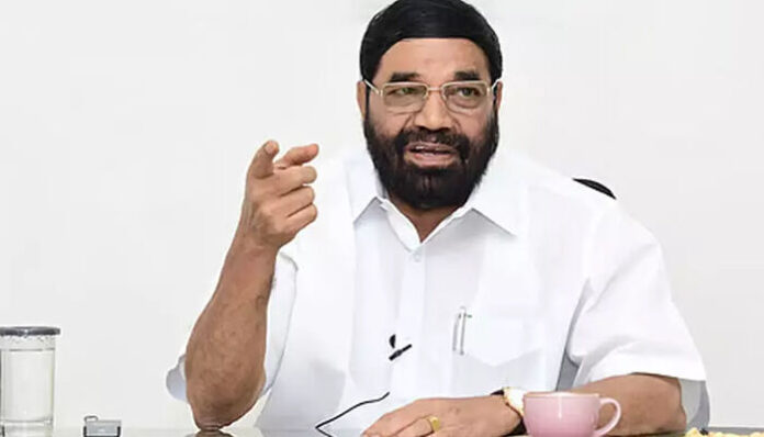 'പുതിയ വീടിന് മുന്‍പിലും കൃഷിയിടത്തിലും വെക്കുന്ന പേക്കോലം പോലെ';  മന്ത്രി വി.എന്‍. വാസവനെതിരേ അധിക്ഷേപ പരാമര്‍ശവുമായി ബി.ജെ.പി നേതാവ്