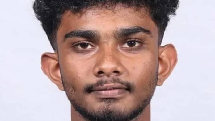 ഇടുക്കിയിൽ കാൽവഴുതി കയത്തിൽ വീണ് കോളേജ് വിദ്യാർഥി മുങ്ങിമരിച്ചു ഇടുക്കിയിൽ കാൽവഴുതി കയത്തിൽ വീണ് കോളേജ് വിദ്യാർഥി മുങ്ങിമരിച്ചു