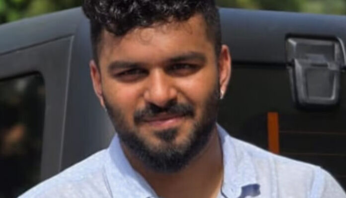 നിറഞ്ഞ ചിരിയുമായി ജന്മദിന ആഘോഷത്തിന് ബന്ധുവീട്ടിലെത്തി; ഒടുവിൽ ചക്ക പറിക്കുന്നതിനിടെ ജീവനെടുത്ത് അപകടം; കണ്ണൂരിൽ ഷോക്കേറ്റ് യുവാവിന് ദാരുണാന്ത്യം; വേദനയോടെ ഉറ്റവർ നിറഞ്ഞ ചിരിയുമായി ജന്മദിന ആഘോഷത്തിന് ബന്ധുവീട്ടിലെത്തി; ഒടുവിൽ ചക്ക പറിക്കുന്നതിനിടെ ജീവനെടുത്ത് അപകടം; കണ്ണൂരിൽ ഷോക്കേറ്റ് യുവാവിന് ദാരുണാന്ത്യം; വേദനയോടെ ഉറ്റവർ