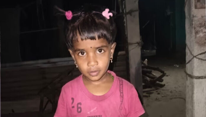 ആലപ്പുഴയിൽ വീട്ടിൽ കളിച്ചു കൊണ്ടിരുന്ന കുട്ടിയെ കാണാതായി; തിരച്ചിലിൽ മുറ്റത്തെ കുളത്തിൽ മരിച്ചനിലയിൽ; മരിച്ചത് 3 വയസുകാരി ആഷ്മിക കൃഷ്ണ