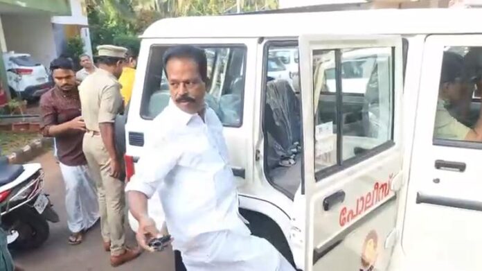 പോറ്റിയും മുഖ്യമന്ത്രിയും ഒരുമിച്ചുള്ള AI ചിത്രത്തിൽ കേസ്‌; എൻ.സുബ്രഹ്‌മണ്യനെ കസ്റ്റഡിയിലെടുത്തു