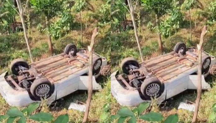 കുത്തുകയറ്റം കയറുന്നതിനിടെ നിയന്ത്രണം മുഴുവൻ നഷ്ടപ്പെട്ടു; പിന്നോട്ട് പാഞ്ഞെത്തി 15 അടി താഴ്ചയിലേക്ക് കാർ മറിഞ്ഞ് അപകടം; രണ്ടുപേരുടെ നില അതീവ ഗുരുതരം; ദാരുണ സംഭവം കൊല്ലത്ത്