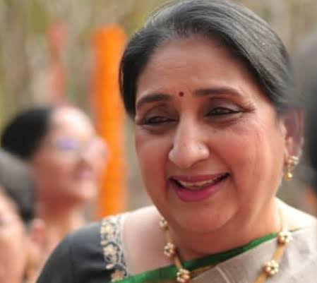 അജിത് പവാറിന്റെ പിന്‍ഗാമി ഭാര്യ തന്നെ; മഹാരാഷ്ട്രയുടെ ആദ്യ വനിതാ ഉപമുഖ്യമന്ത്രിയായി സുനേത്ര പവാര്‍