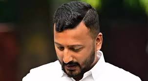 യുവതിയുമായി ഹോട്ടലിലെത്തിയെന്ന് സമ്മതിച്ച് രാഹുൽ; രജിസ്റ്ററിൽ പേര്, എടുത്തത് 408-ാം നമ്പർ മുറി