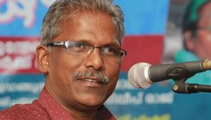 മതമല്ല..വിശപ്പാണ് പ്രധാനമെങ്കിൽ കുറച്ച്..കപ്പ പുഴുങ്ങിക്കൊടുത്താൽ പ്രശ്നമെല്ലാം തീരുമല്ലോ..; ഇവരെന്താണ് പറയുന്നതെന്ന് മനസ്സിലാകുന്നില്ല; പ്രസംഗത്തിൽ തുറന്നടിച്ച് സണ്ണി എം കപിക്കാട്