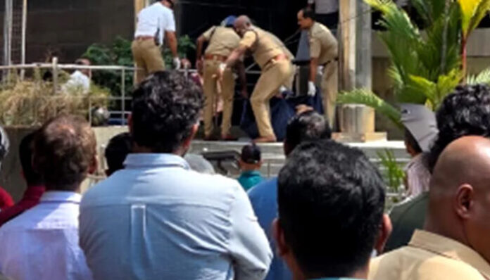 ജ്വല്ലറി കെട്ടിടത്തിന് മുകളില്‍ നിന്ന് താഴേക്ക് ചാടി അജ്ഞാതന്‍ ജീവനൊടുക്കി