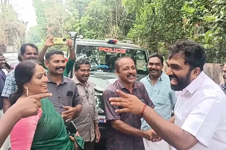 പുതുപ്പള്ളിയിൽ ‘ഉമ്മൻചാണ്ടി മോഡൽ’ ട്വിസ്റ്റ്; ബിജെപി മാർച്ചിലേക്ക് ഇറങ്ങിച്ചെന്ന് ചാണ്ടി ഉമ്മൻ, പിന്നാലെ നാടകമെന്ന് ആക്ഷേപം
