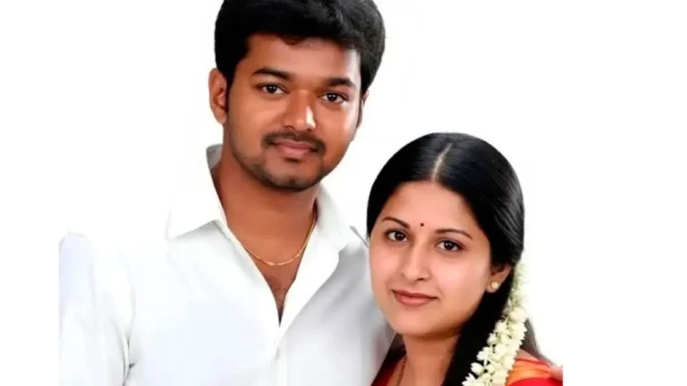വിജയ്‌യുടെ വിവാഹേതര ബന്ധം കുടുംബം തകർത്തു? സംഗീതയുടെ ഹർജിയിലെ ആരോപണങ്ങൾ പുറത്ത്; അച്ഛനെ അൺഫോളോ ചെയ്ത് മകൻ