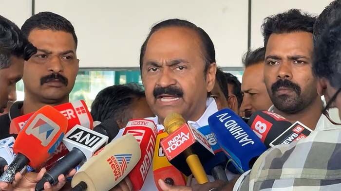 ആ പാവത്തിനെ എന്തിനാണ് അധിക്ഷേപിച്ചത്? സീറ്റിനായി വഴക്കിട്ടെന്ന വാര്‍ത്ത കേട്ട് ഞാനും കെസിയും ചിരിച്ചു;  കോണ്‍ഗ്രസിന്റെ ചരിത്രത്തിലെ ഏറ്റവും കൂടിയ വേഗത്തിലാണ് സ്ഥാനാര്‍ത്ഥികളെ തീരുമാനിച്ചത്; കുഴപ്പമുണ്ടെന്ന് കാണിക്കാന്‍ മാധ്യമങ്ങള്‍ വ്യാജവാര്‍ത്ത നല്‍കി: വിമര്‍ശിച്ചു വി ഡി സതീശന്‍